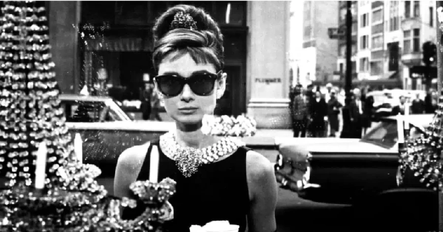 (Photo “Breakfast at Tiffany’s”Paramount Pictures)