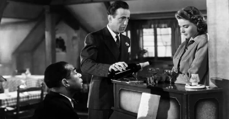(Photo “Casablanca”Warner Bros. Pictures)